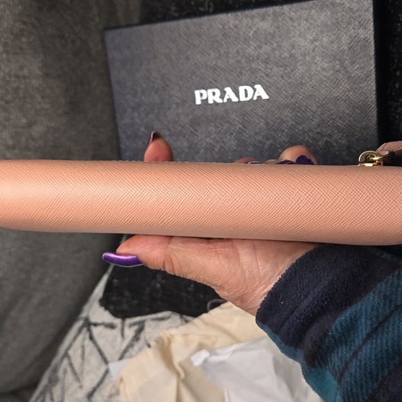 Crossbody bag wallet Authentic - Picture 13 of 15